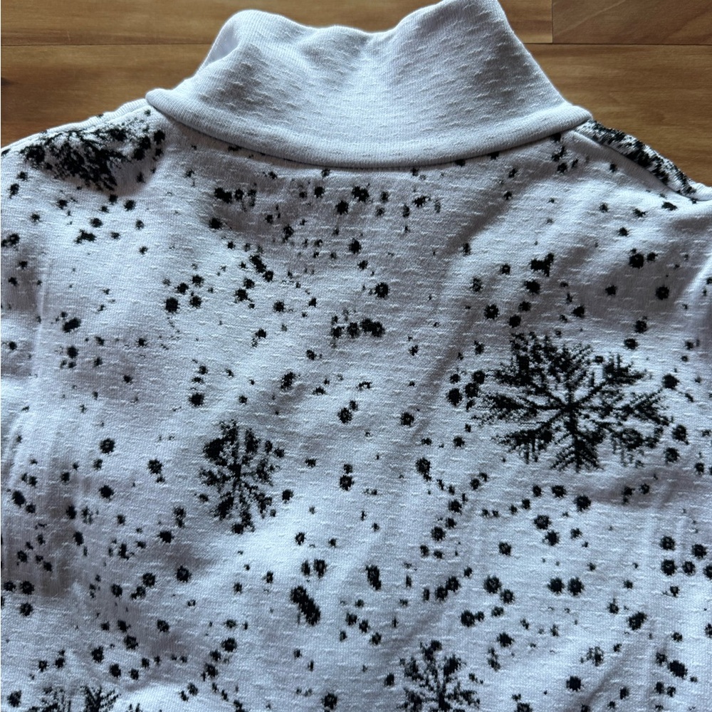 Half-Zip Snowflake Ombre Pullover Midlayer - Whit… - image 8